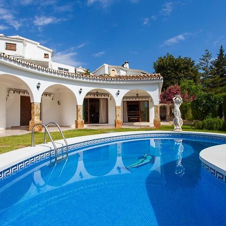 Summer Offers! Fabulous Luxury Villa Near The Beach Sleeps 8 贝纳尔马德纳 外观 照片
